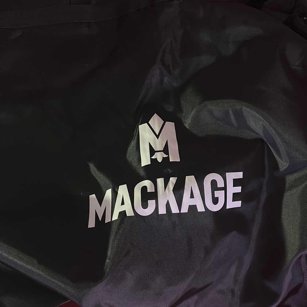 Like new MACKAGE MADALYN PUFFER